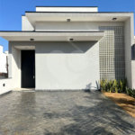 Casa à venda com 3 quartos, sendo 1 suíte,  no condomínio Villagio Ipanema I, Sorocaba - SP