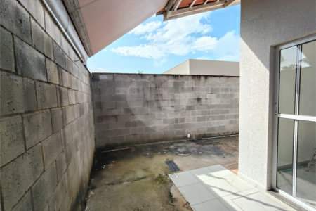 Casa à venda ou para alugar com 2 quartos no condomínio Villagio Allegro, Itapetininga - SP