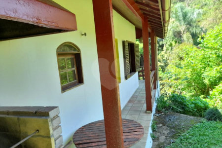 Chácara à venda com 3 quartos em Caraguatá, Mairiporã, SP