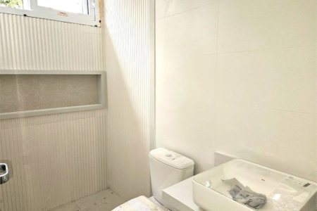 Casa à venda com 4 suítes no condomínio Venezia, São Paulo - SP