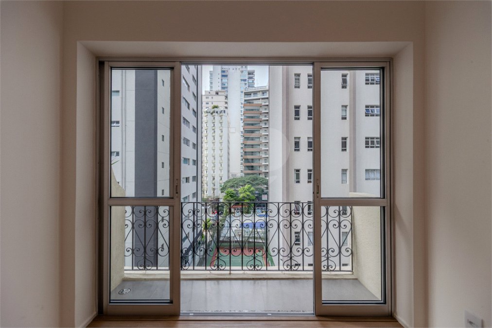 Apartamento à venda com 3 quartos, sendo 1 suíte, em Brooklin, São Paulo, SP