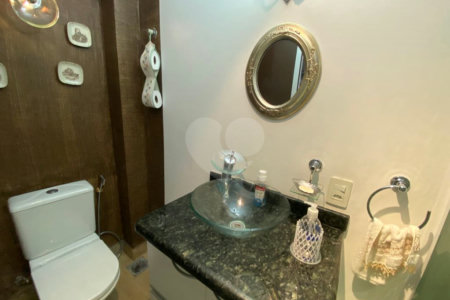 Apartamento à venda com 3 quartos, sendo 1 suíte, em Cerqueira César, São Paulo, SP