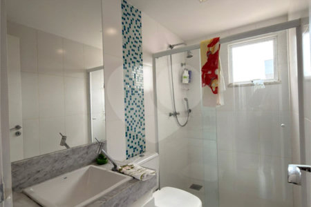 Casa à venda com 4 suítes em Portinho, Cabo Frio, RJ