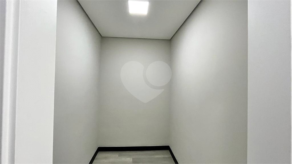 Casa à venda com 4 quartos, sendo 3 suítes, no condomínio Campos do Conde Sorocaba, Sorocaba - SP