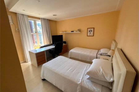 Casa à venda com 5 quartos, sendo 3 suítes, em Jardim Guedala, São Paulo, SP