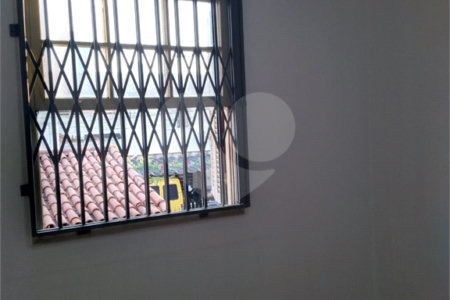 Sobrado à venda com 3 quartos em Vila Cordeiro, São Paulo, SP