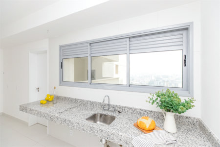 Apartamento à venda com 3 suítes em Jardim Marajoara, São Paulo, SP