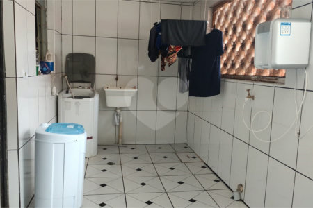 Sobrado à venda com 5 quartos, sendo 1 suíte, em Jardim Brogotá, Atibaia, SP