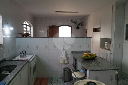 Casa à venda com 3 quartos, sendo 2 suítes, em Jardim Campo Grande, São Paulo, SP