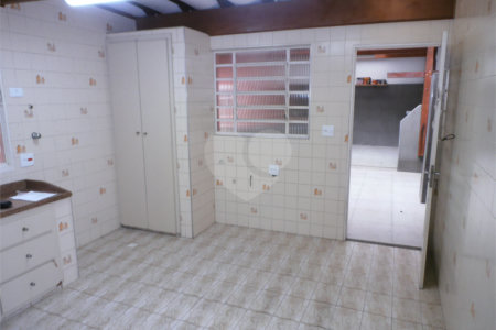 Casa à venda com 7 quartos, sendo 1 suíte, em Perdizes, São Paulo, SP