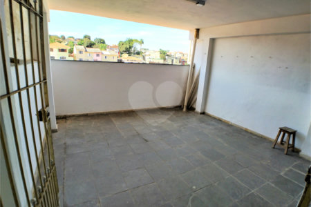 Sobrado à venda com 3 quartos, sendo 1 suíte,  em Vila Mazzei, São Paulo, SP