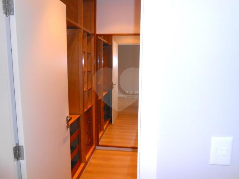 Apartamento à venda com 4 suítes em Vila Suzana, São Paulo, SP