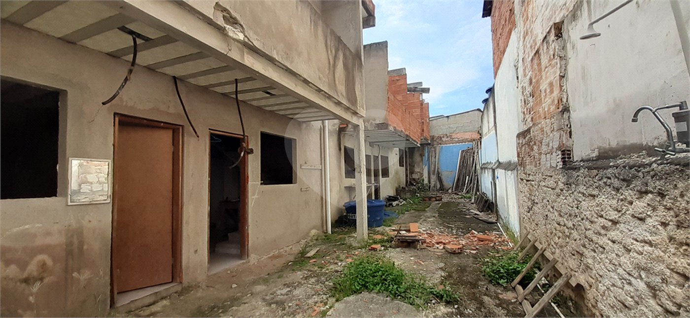 Casa à venda com 2 quartos em Campo Grande, Rio de Janeiro, RJ