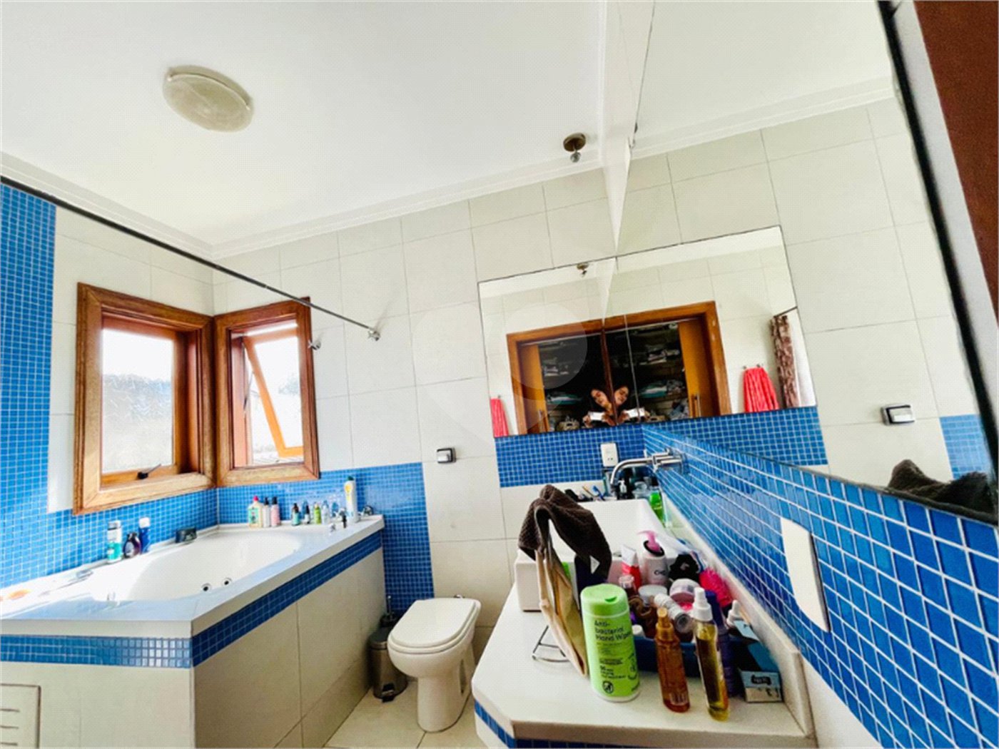 Casa à venda com 3 quartos, sendo 1 suíte,  no condomínio Jardim Ibiti do Paço, Sorocaba - SP