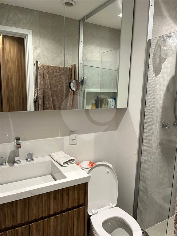 Apartamento à venda ou para alugar com 1 suíte em Pinheiros, São Paulo, SP