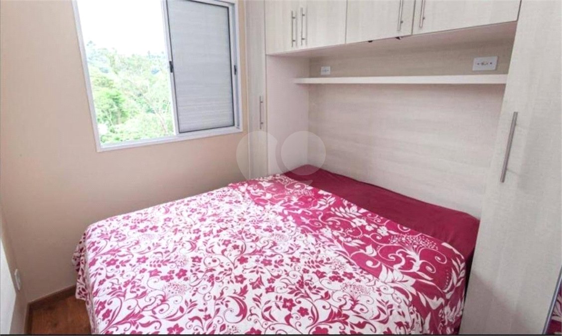 Apartamento à venda com 2 quartos em Jardim Ísis, Cotia, SP