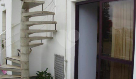 Duplex à venda com 2 quartos, sendo 1 suíte,  em Parque Enseada, Guarujá, SP