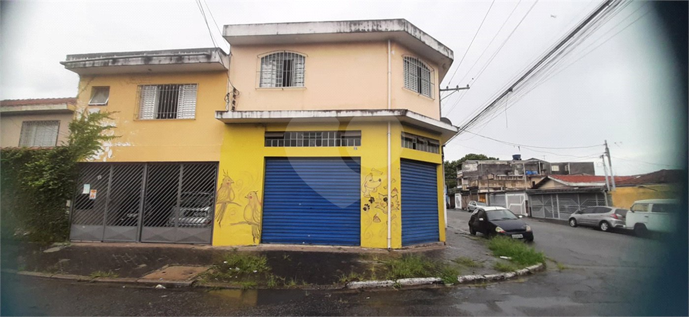 Sobrado à venda com 4 quartos, sendo 1 suíte, em Jardim Brasil (zona Norte), São Paulo, SP