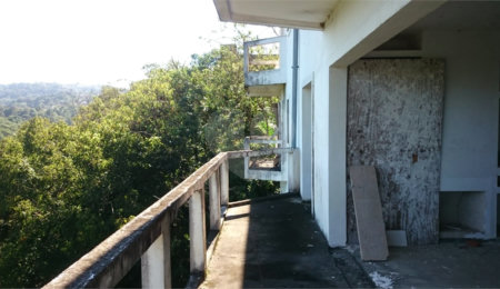 Casa à venda com 5 suítes no condomínio Alpes da Cantareira, Mairiporã - SP