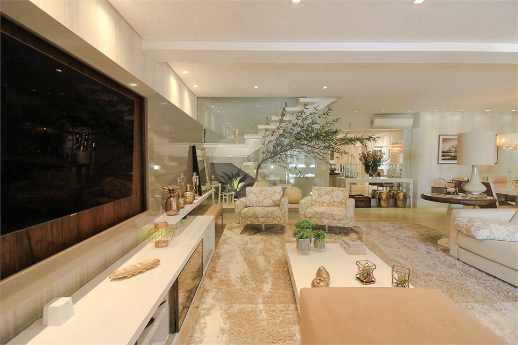 Casa à venda com 3 suítes em Tremembé, São Paulo, SP