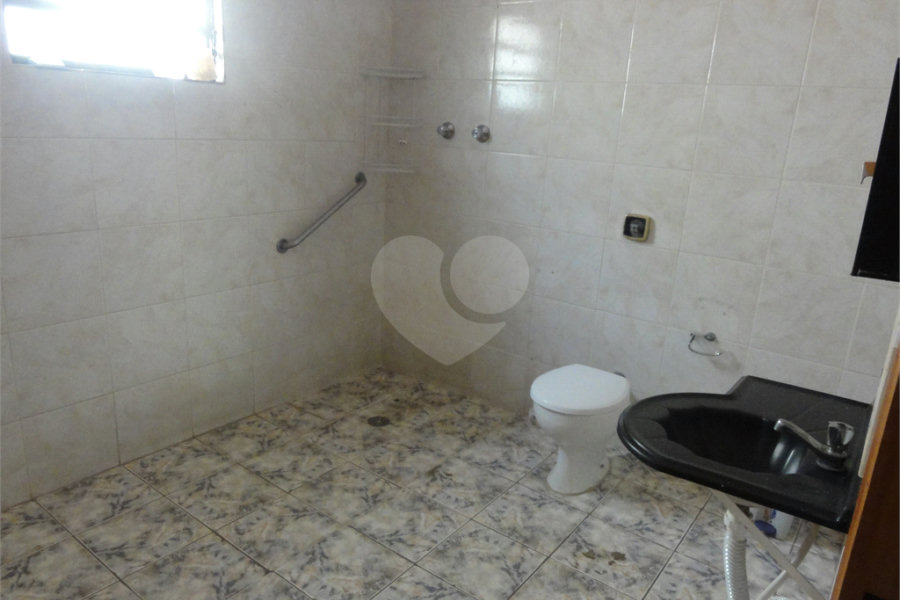 Casa Térrea à venda ou para alugar com 4 quartos em Jardim Floresta, São Paulo, SP