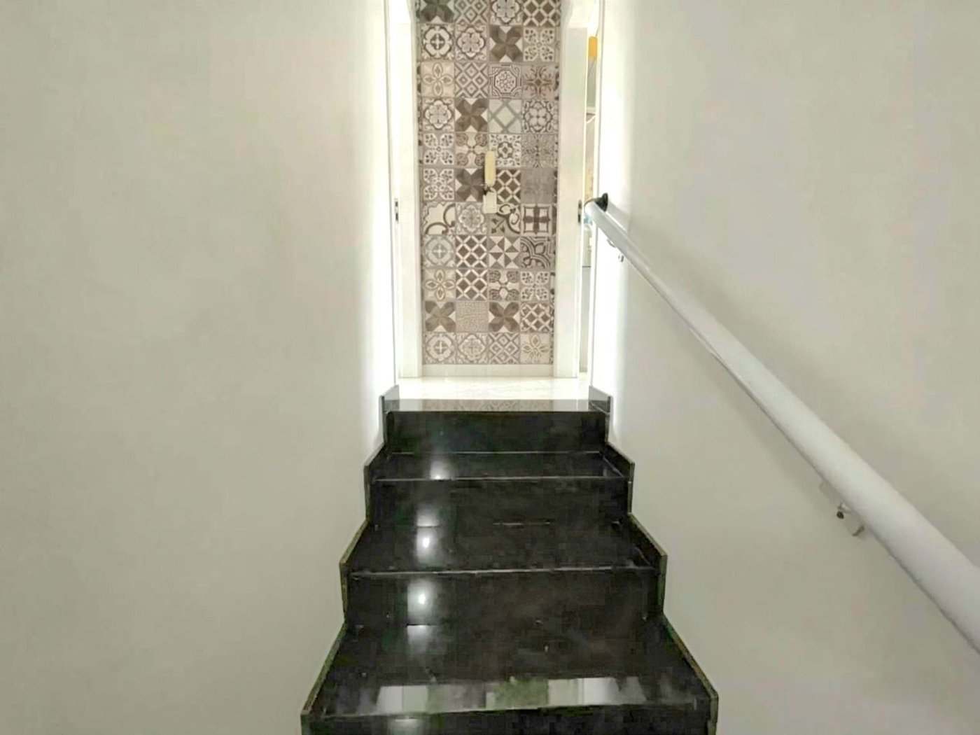 Casa com 2 dormitórios à venda, 130 m² por R$ 879.000,00 - Marapé - Santos/SP