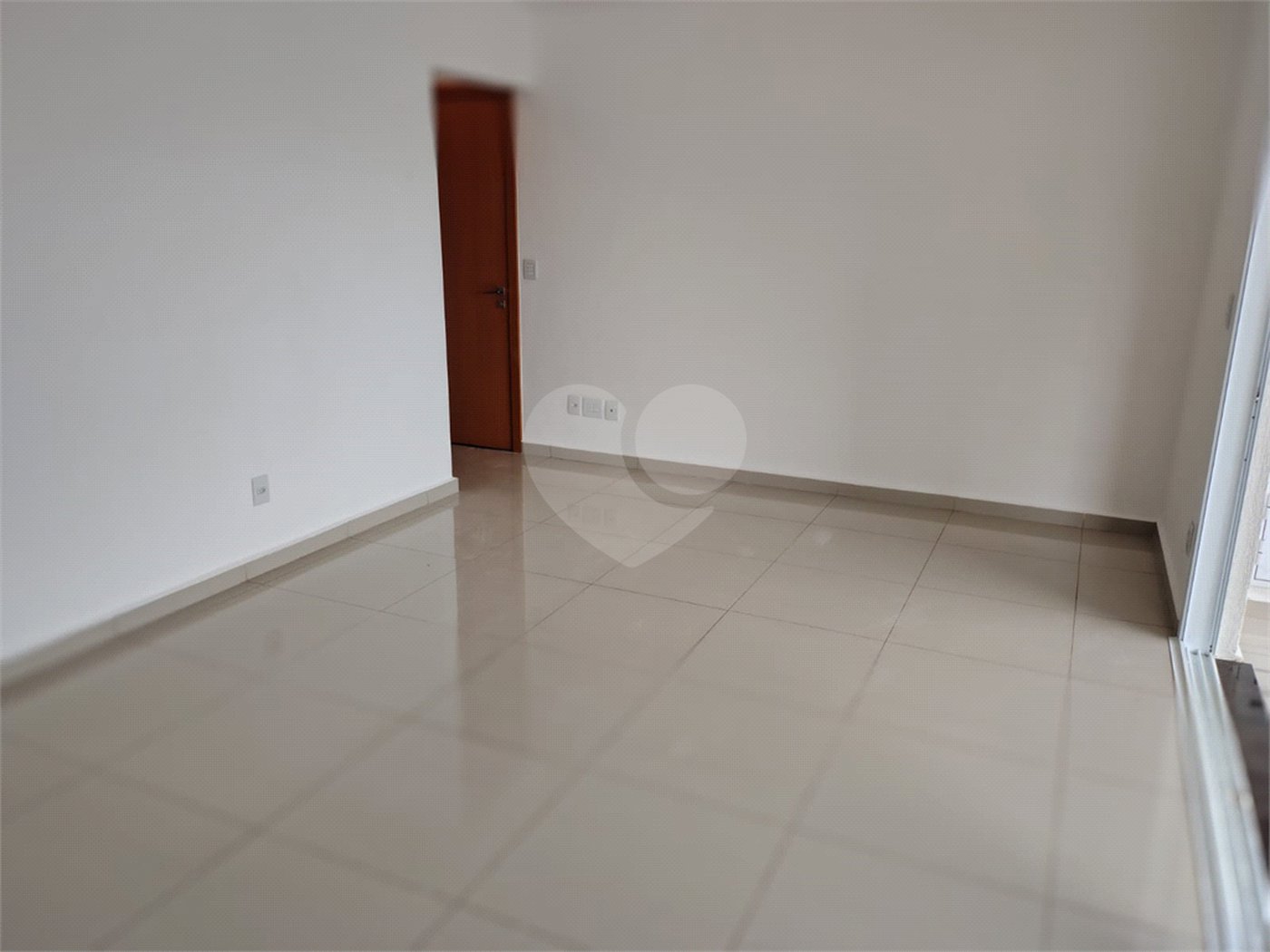 Apartamento para alugar com 3 suítes em Condomínio Itamaraty, Ribeirão Preto, SP