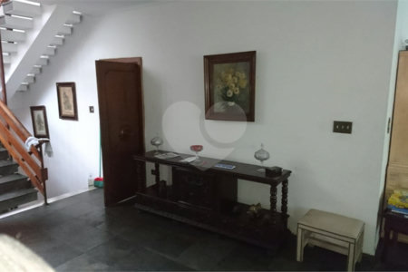 Sobrado à venda com 5 quartos, sendo 2 suítes, em Vila Albertina, São Paulo, SP
