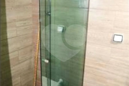 Casa à venda com 3 quartos, sendo 1 suíte,  em Vila Nova Carolina, São Paulo, SP