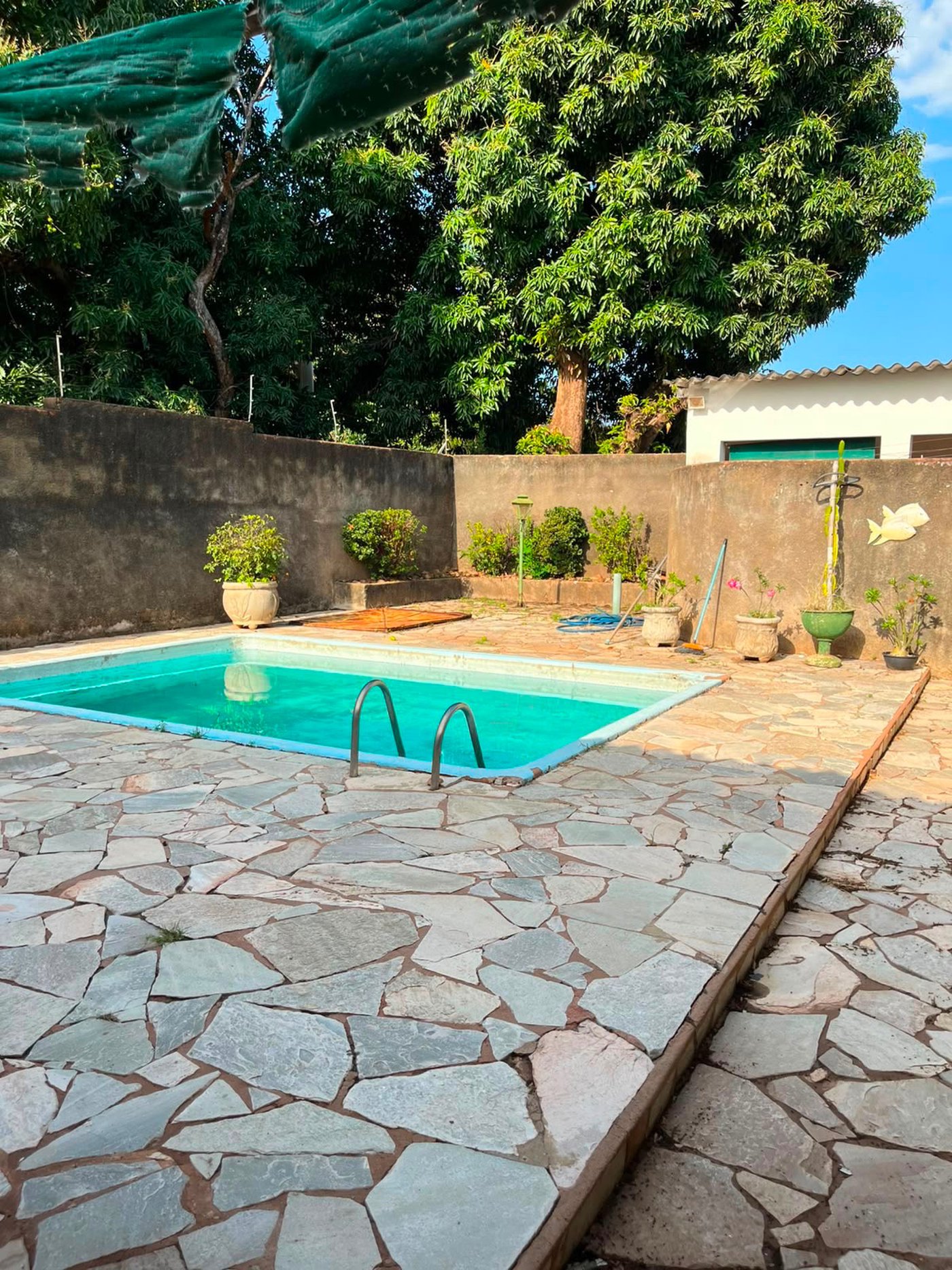 Casa à venda com 3 quartos, sendo 1 suíte, em Jardim das Oliveiras, Três Lagoas, MS