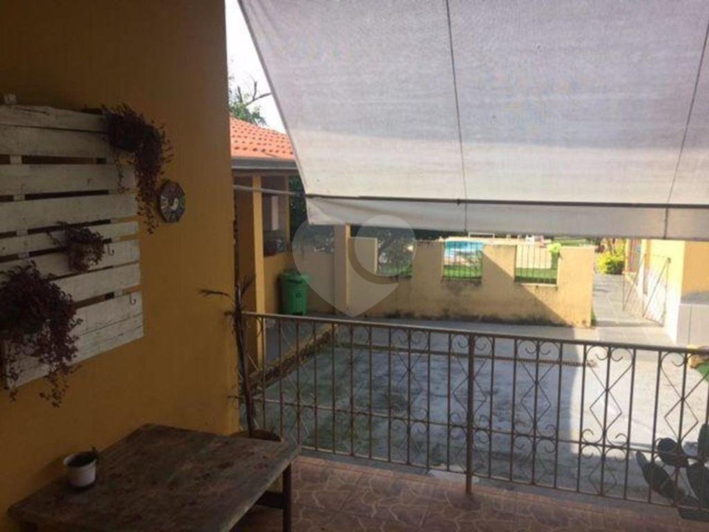 Casa à venda com 6 quartos, sendo 4 suítes, no condomínio Cond Riacho Fundo, Araçoiaba da Serra - SP