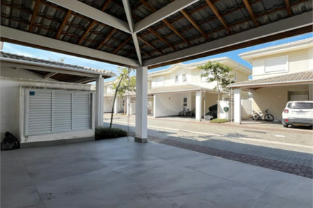 Casa à venda com 3 quartos, sendo 1 suíte,  em Cézar de Souza, Mogi das Cruzes, SP