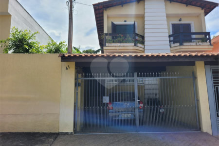 Sobrado à venda com 3 quartos, sendo 1 suíte, em Jardim Líbano, São Paulo, SP