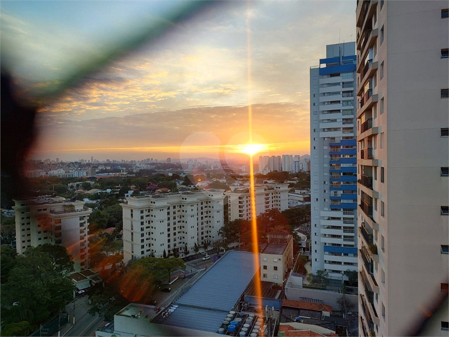 Apartamento à venda com 4 quartos, sendo 2 suítes, em Alto de Pinheiros, São Paulo, SP