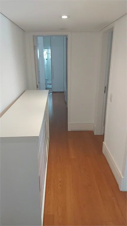 Apartamento à venda com 3 suítes em Vila Andrade, São Paulo, SP