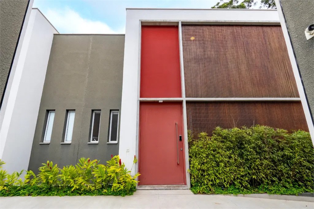 Casa à venda com 3 suítes em Retiro Morumbi, São Paulo, SP