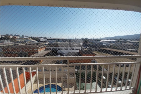 Apartamento à venda com 3 quartos, sendo 1 suíte, em Vila Rubens, Mogi das Cruzes, SP
