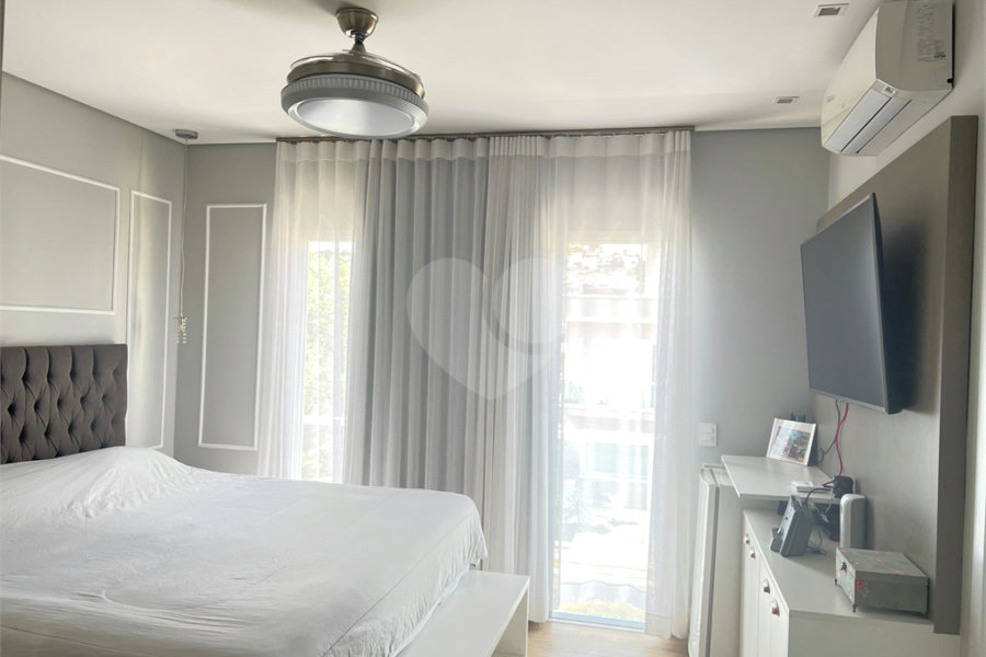 Casa à venda com 4 suítes no condomínio Residencial Jabuticabeiras, São Paulo - SP