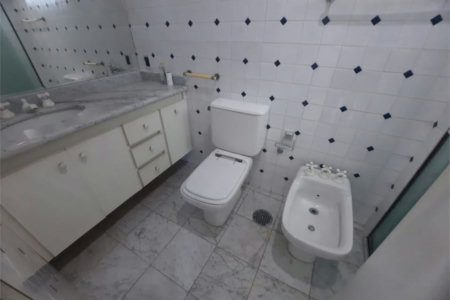 Apartamento Residencial à venda, Pitangueiras, Guarujá - AP0136.
