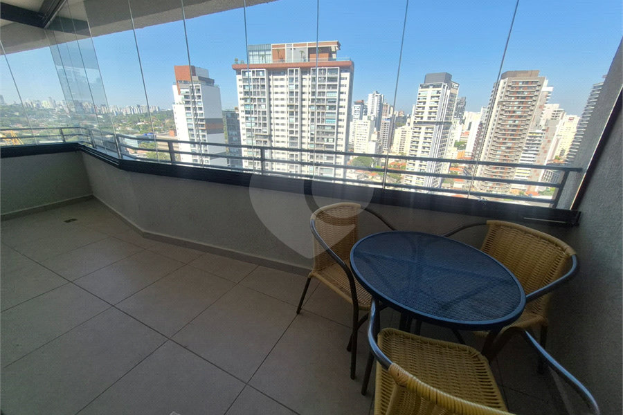Apartamento para alugar com 2 suítes em Brooklin, São Paulo, SP