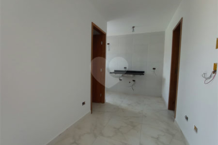 Casa à venda com 2 quartos no condomínio Regina, São Paulo - SP
