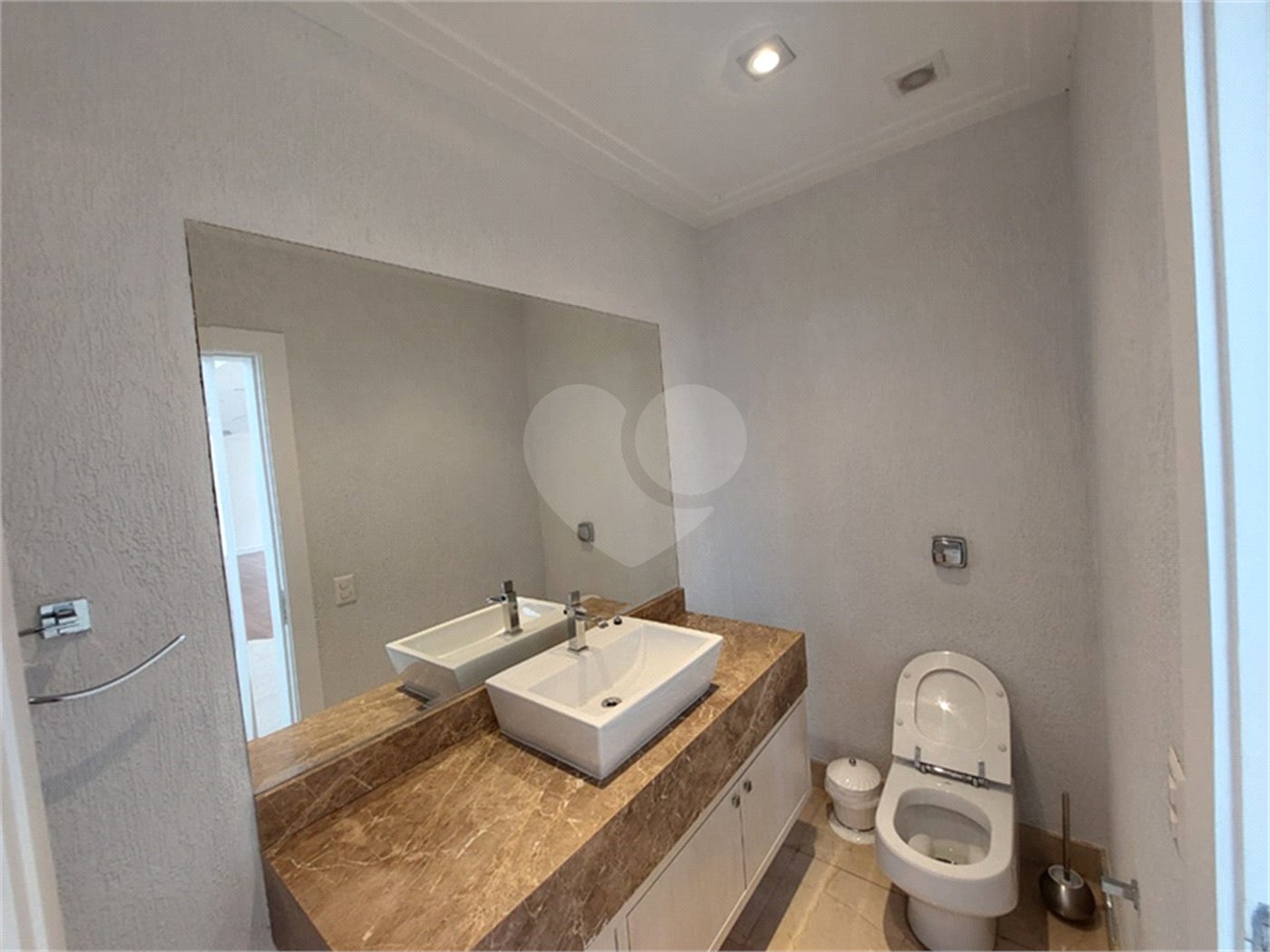 Casa à venda com 4 suítes no condomínio Residencial Morumbi, São Paulo - SP