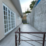 Casa à venda com 4 quartos, sendo 1 suíte,  no condomínio Jardim das Acácias, Cotia - SP