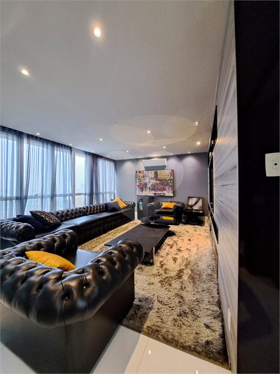 Apartamento à venda com 3 suítes no Centro, Santo André, SP