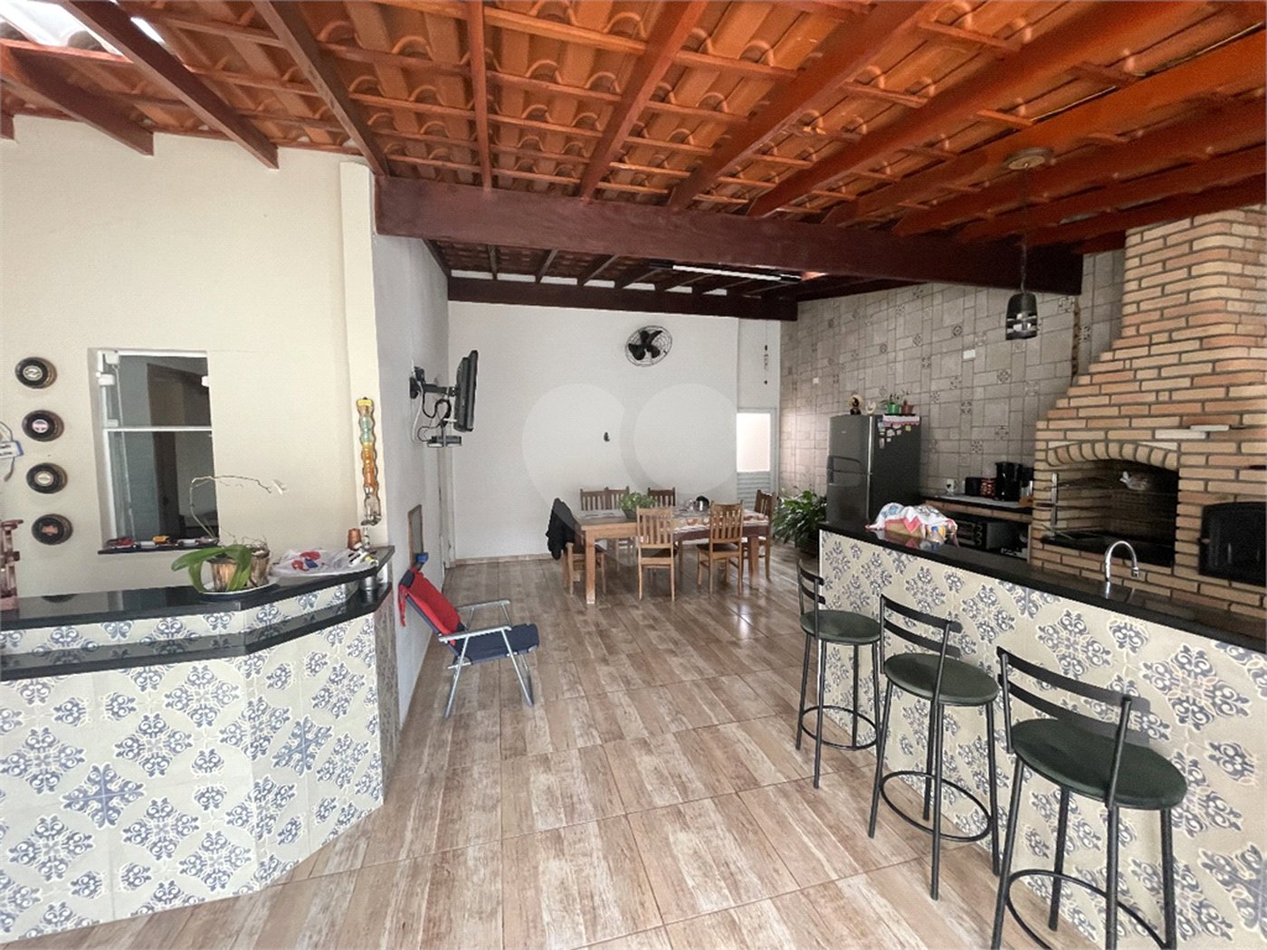 Casa à venda com 2 quartos, sendo 1 suíte, em Vila Angélica, Sorocaba, SP