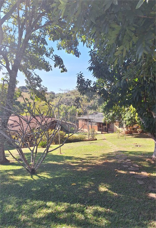 Casa em condomínio à venda com 4 quartos, sendo 2 suítes, no Centro, Bom Jesus dos Perdões, SP