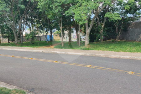 Casa Térrea à venda com 3 quartos, sendo 2 suítes, em Jardim Jaraguá, Atibaia, SP