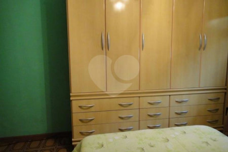 Casa à venda com 3 quartos, sendo 2 suítes, em Jardim Taboão, São Paulo, SP