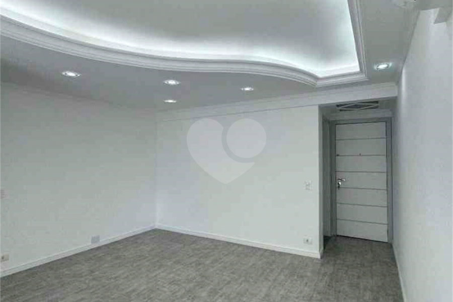 Apartamento à venda com 3 quartos, sendo 1 suíte, em Parada Inglesa, São Paulo, SP