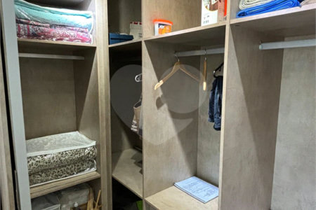 Apartamento à venda com 3 quartos, sendo 1 suíte, em Canto do Forte, Praia Grande, SP